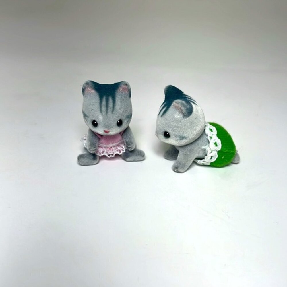 Sylvanian Families Calico Critters - Harvey Grey Cat Twin Babies - Retired